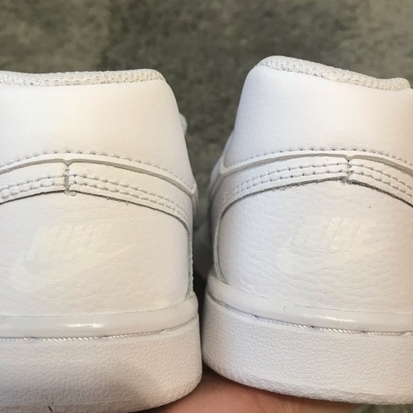 Nike Shoes - Picture 13 of 15